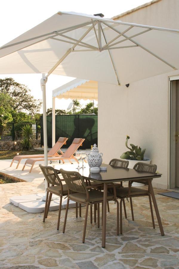Villa Enjoytrulli - Countryside Noci Exterior foto